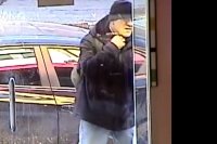 Police Searching For Suspect Connected To Multiple Cell Phone Store Robberies Across New York City