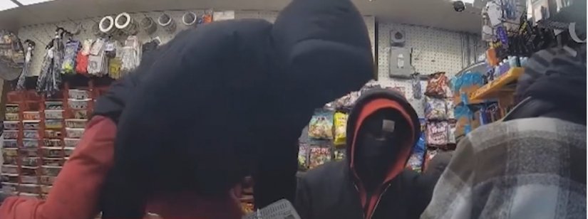 4 suspects sought in Park Slope news stand armed robbery