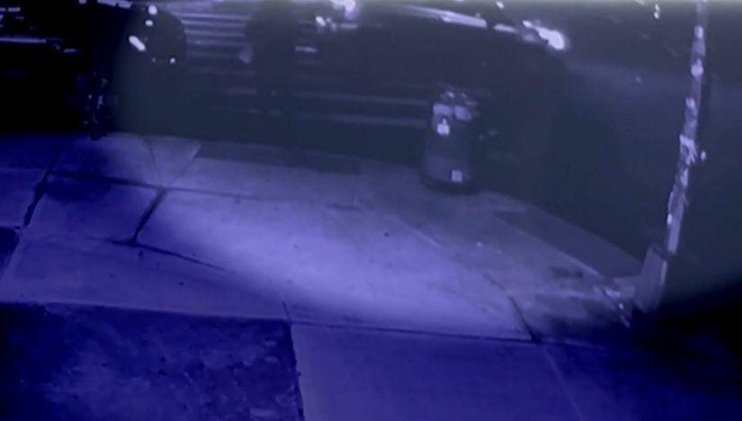 Police: 1 person dead, another in critical condition in Bushwick car crash; suspects wanted