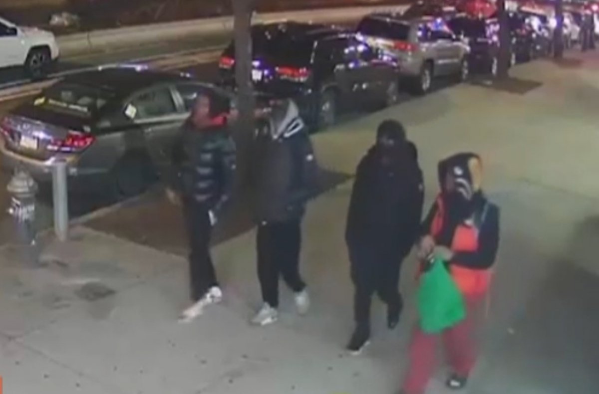 NYPD: 2 men arrested in connection to New Year&rsquo;s Day subway station stabbing